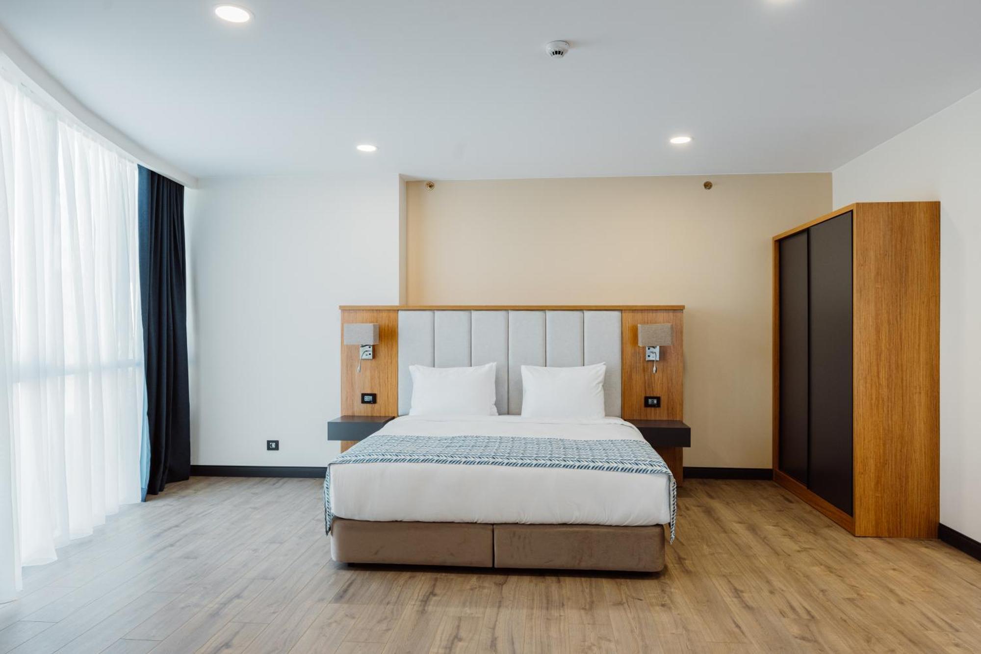 Best Western Plus บาทูมิ ภายนอก รูปภาพ