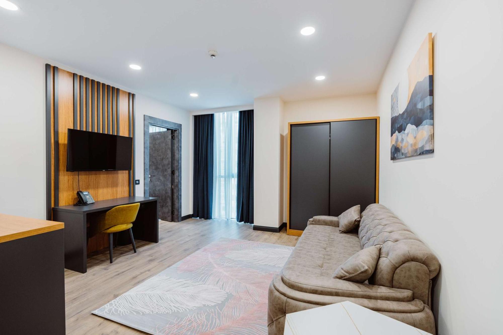 Best Western Plus บาทูมิ ภายนอก รูปภาพ