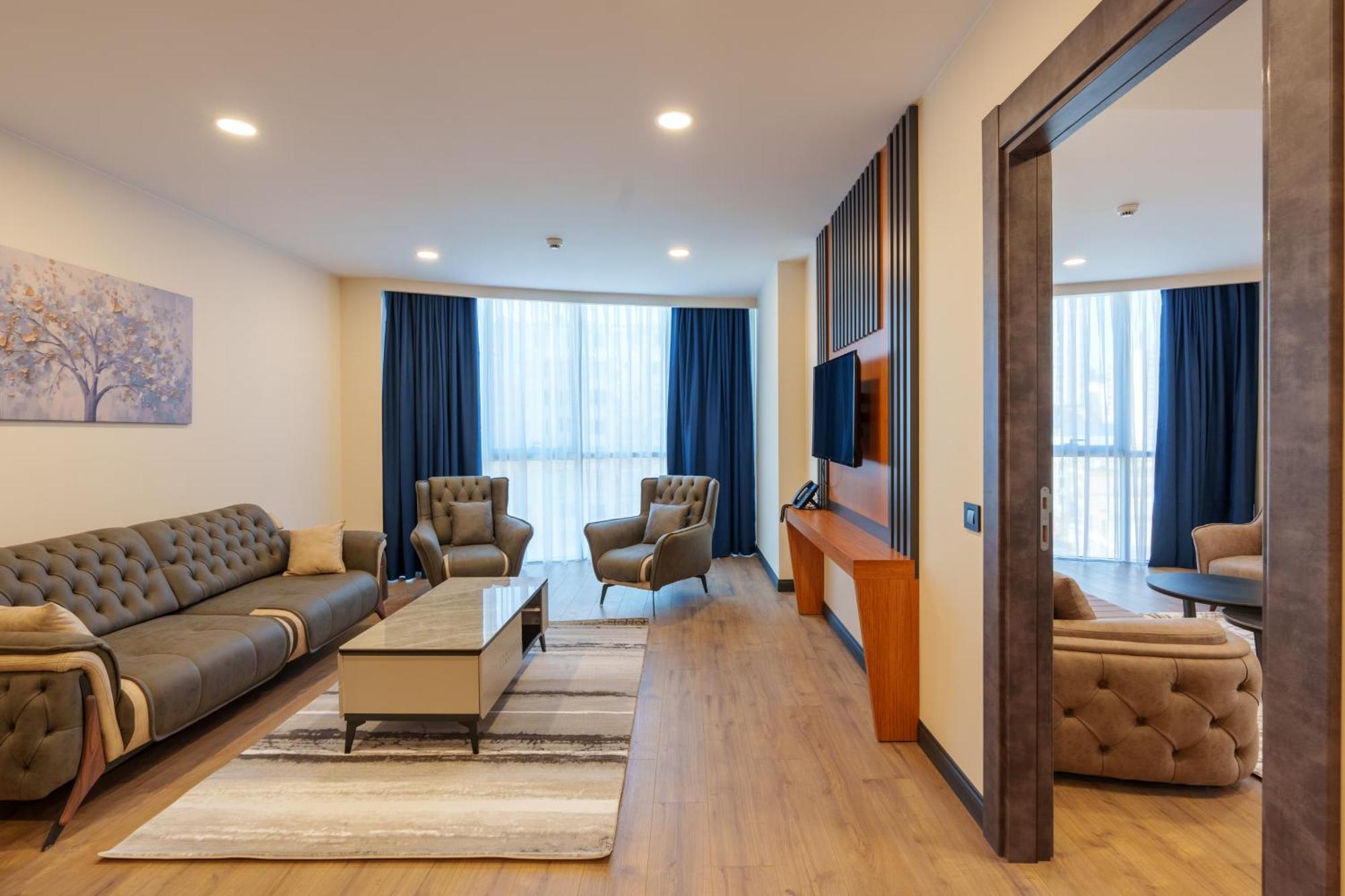 Best Western Plus บาทูมิ ภายนอก รูปภาพ