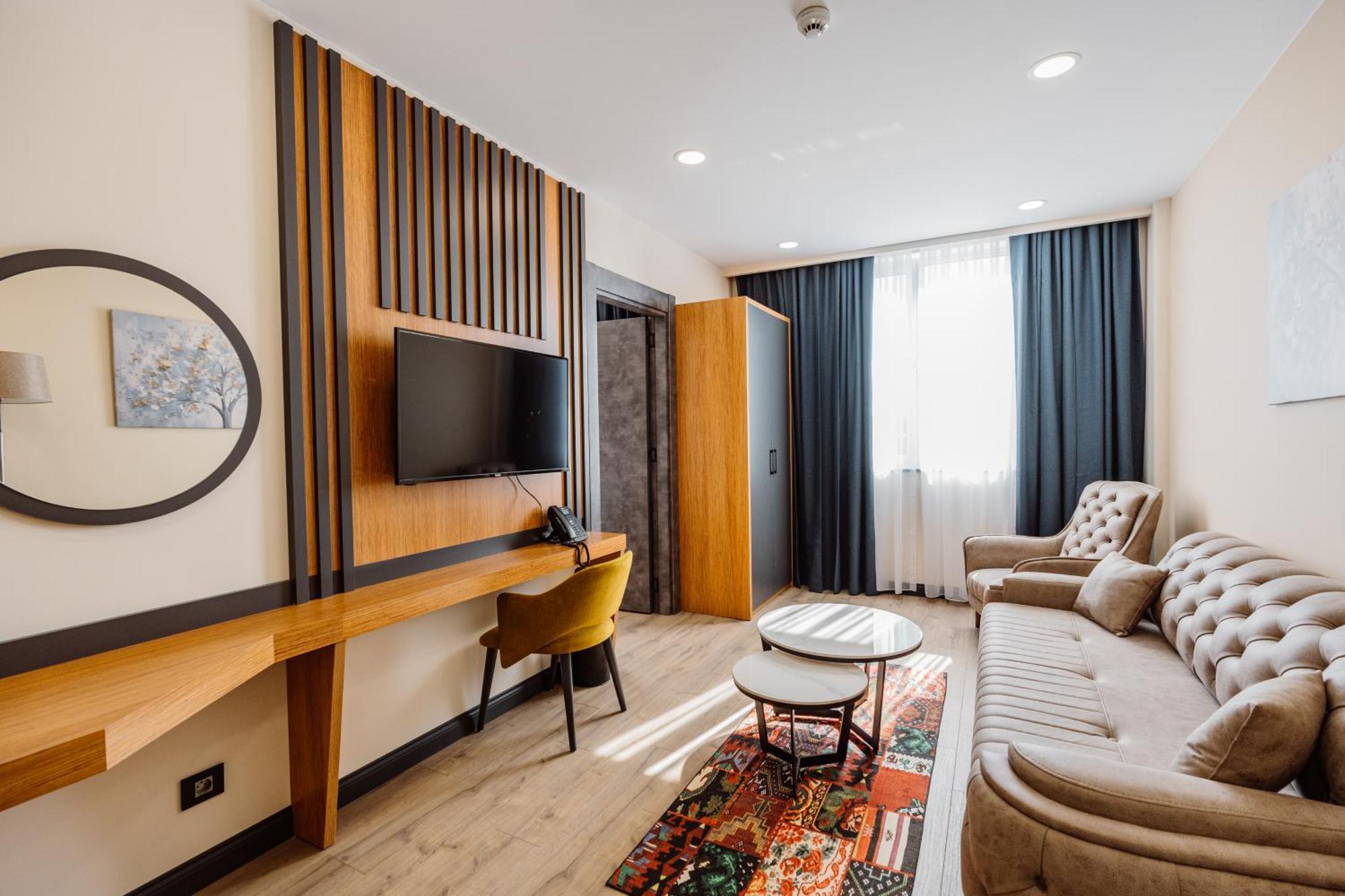 Best Western Plus บาทูมิ ภายนอก รูปภาพ