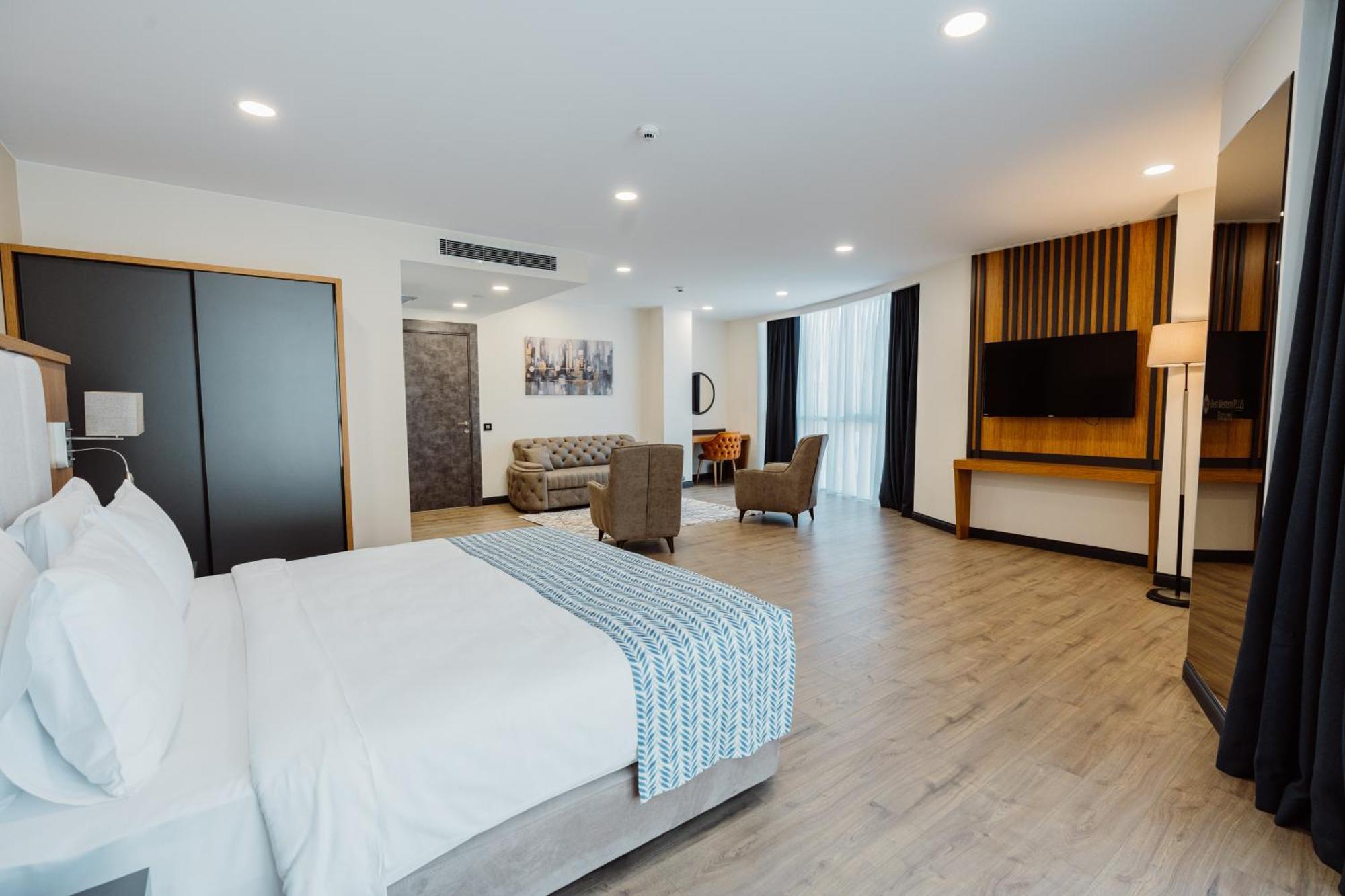 Best Western Plus บาทูมิ ภายนอก รูปภาพ