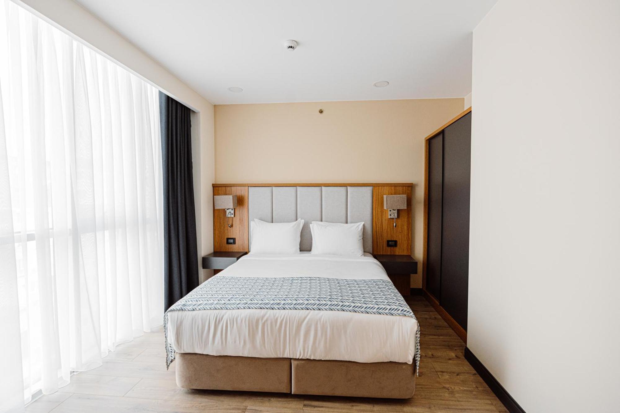 Best Western Plus บาทูมิ ภายนอก รูปภาพ