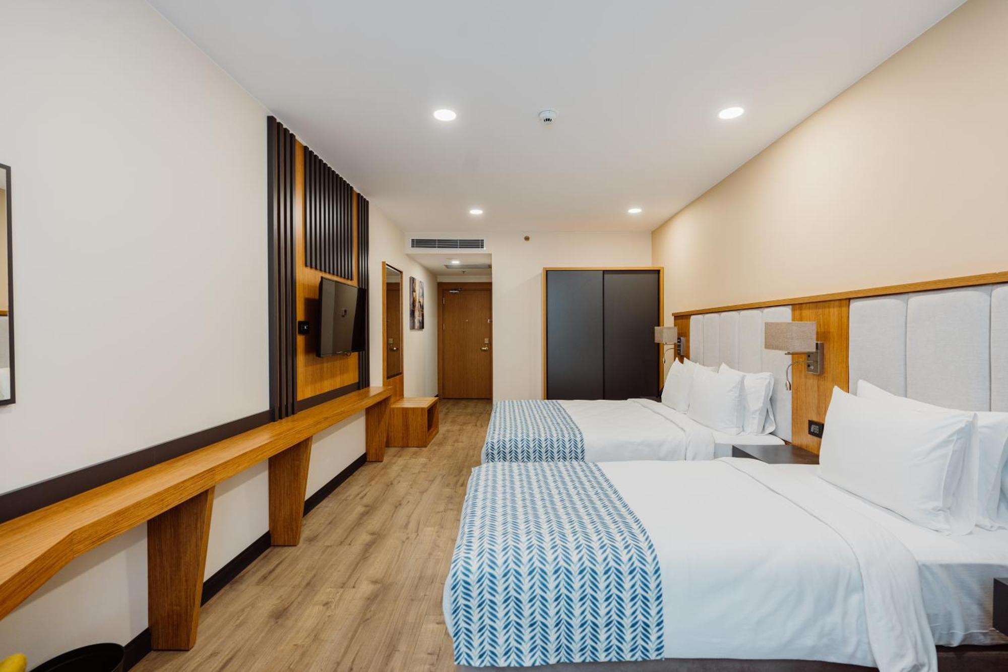 Best Western Plus บาทูมิ ภายนอก รูปภาพ